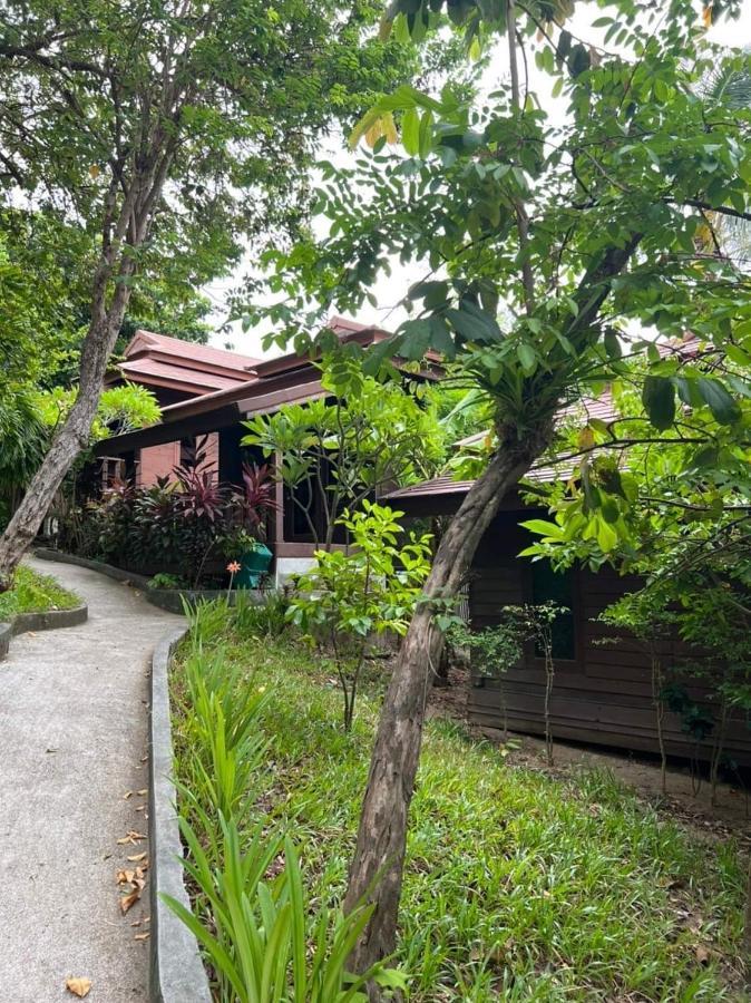 האד רין Sonic Hill Koh Phangan מראה חיצוני תמונה